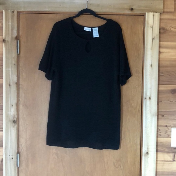 White Stag size 18W/20W black knit top - Picture 2 of 6